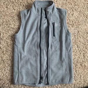 Under armour vest youth medium